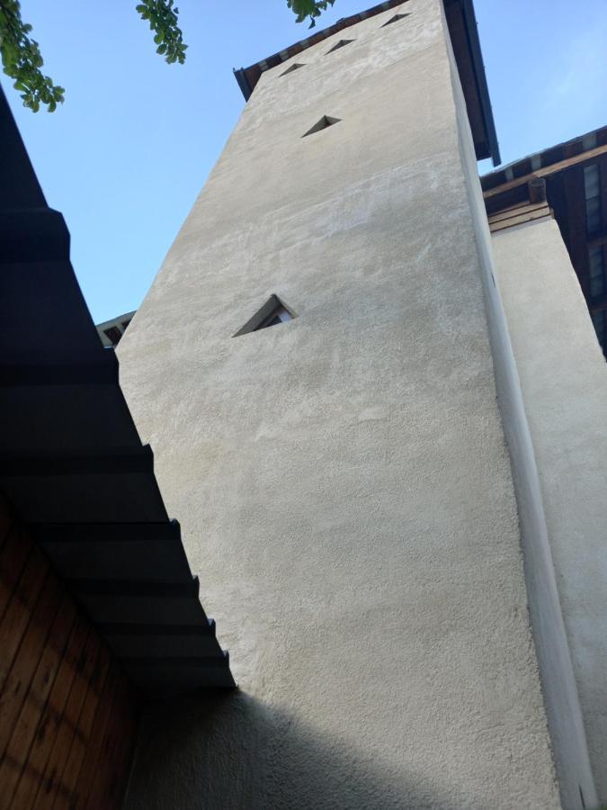 Spardishi Tower 梅斯蒂亚 外观 照片